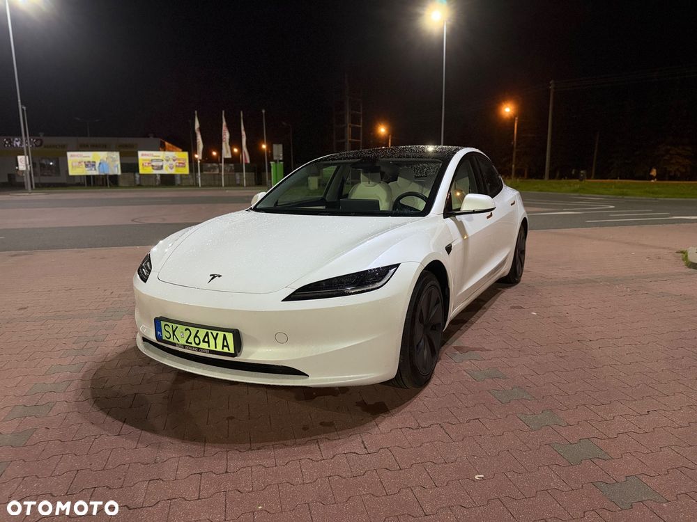 Tesla Model 3 - 27