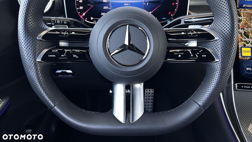 Mercedes-Benz GLC - 16