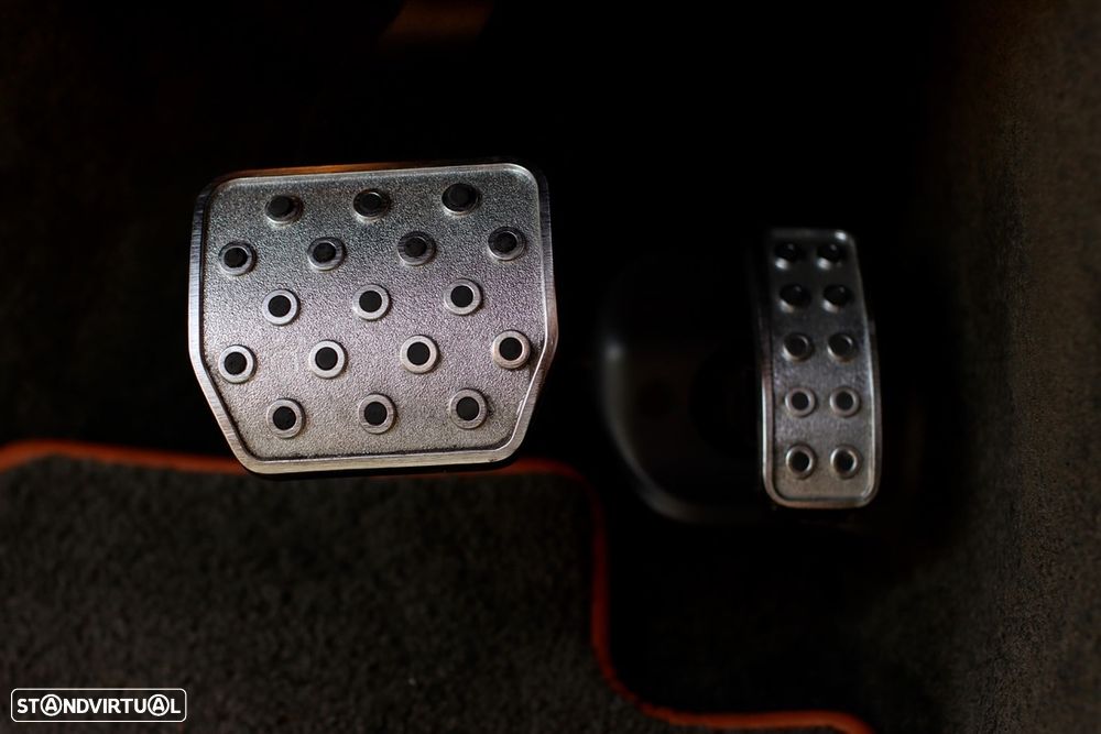 Bentley Continental V8 - 37