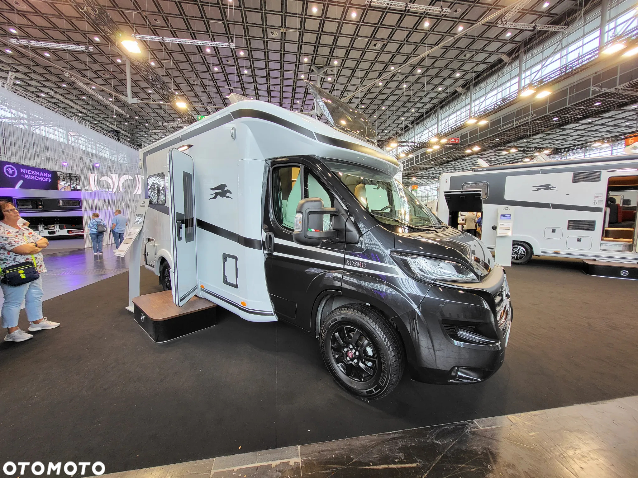 Laika KOSMO L 105 Półintegra 599 cm - 2