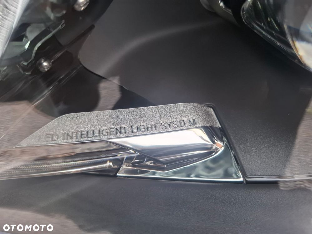 Mercedes-Benz Klasa E 500 BlueEff Avantgarde - 24