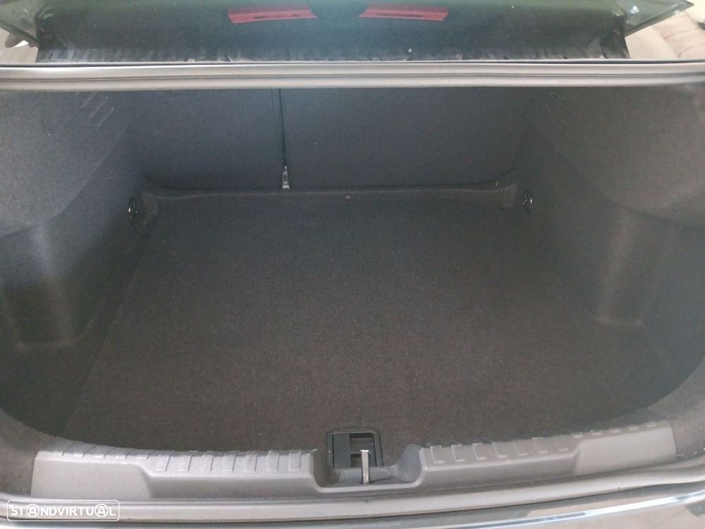 Audi A3 Limousine 30 TFSI Advanced S tronic - 18