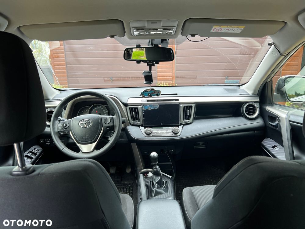 Toyota RAV4 - 2