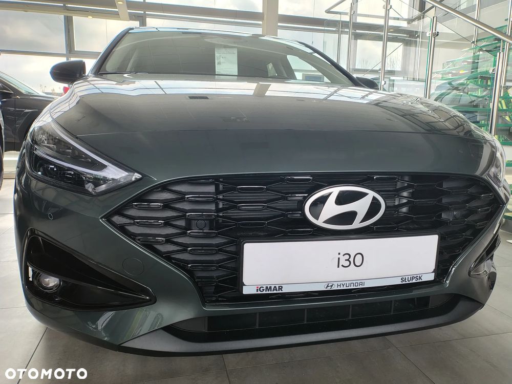 Hyundai i30 1.5 T-GDI 48V Modern DCT - 12