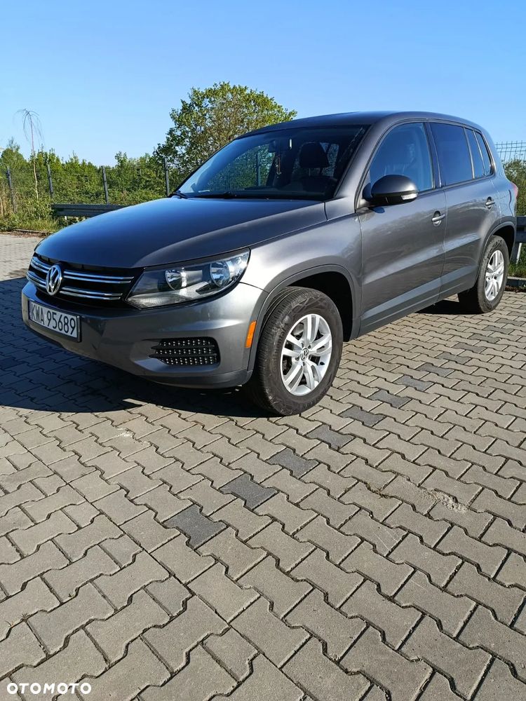 Volkswagen Tiguan - 1