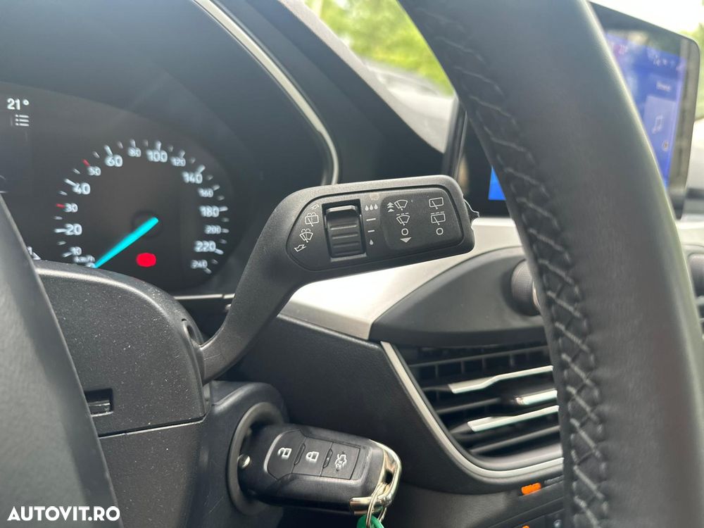 Ford Focus 1.5 EcoBlue Connected - 18