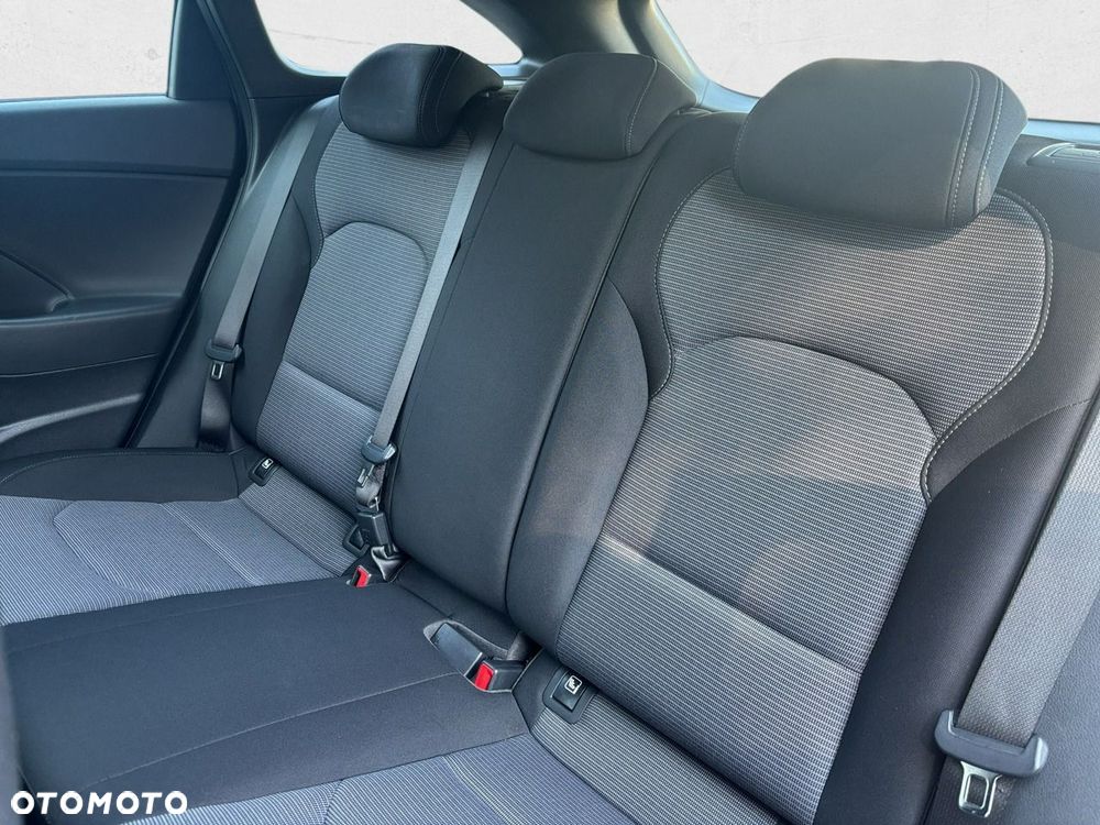 Hyundai i30 - 23