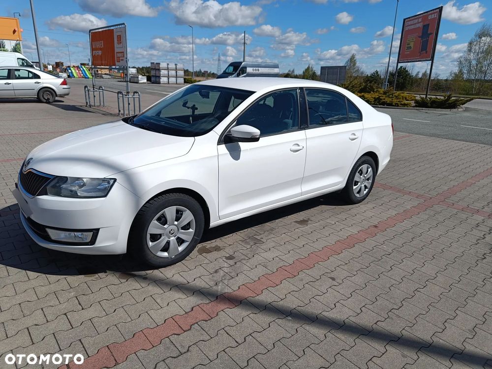 Skoda RAPID 1.2 TSI Ambition DSG - 6