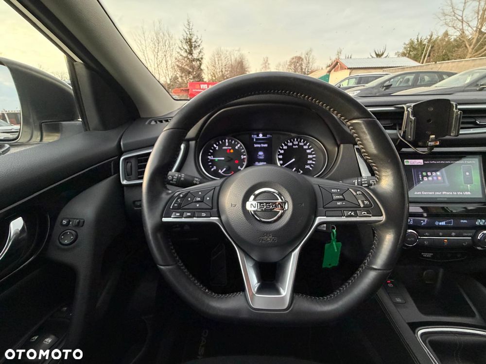 Nissan Qashqai 1.6 DCi 4x4 N-Connecta EU6 - 29
