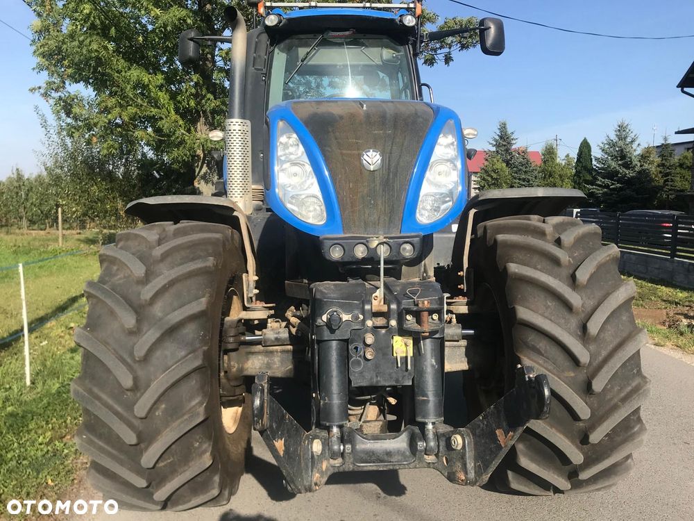 New Holland T8 - 3