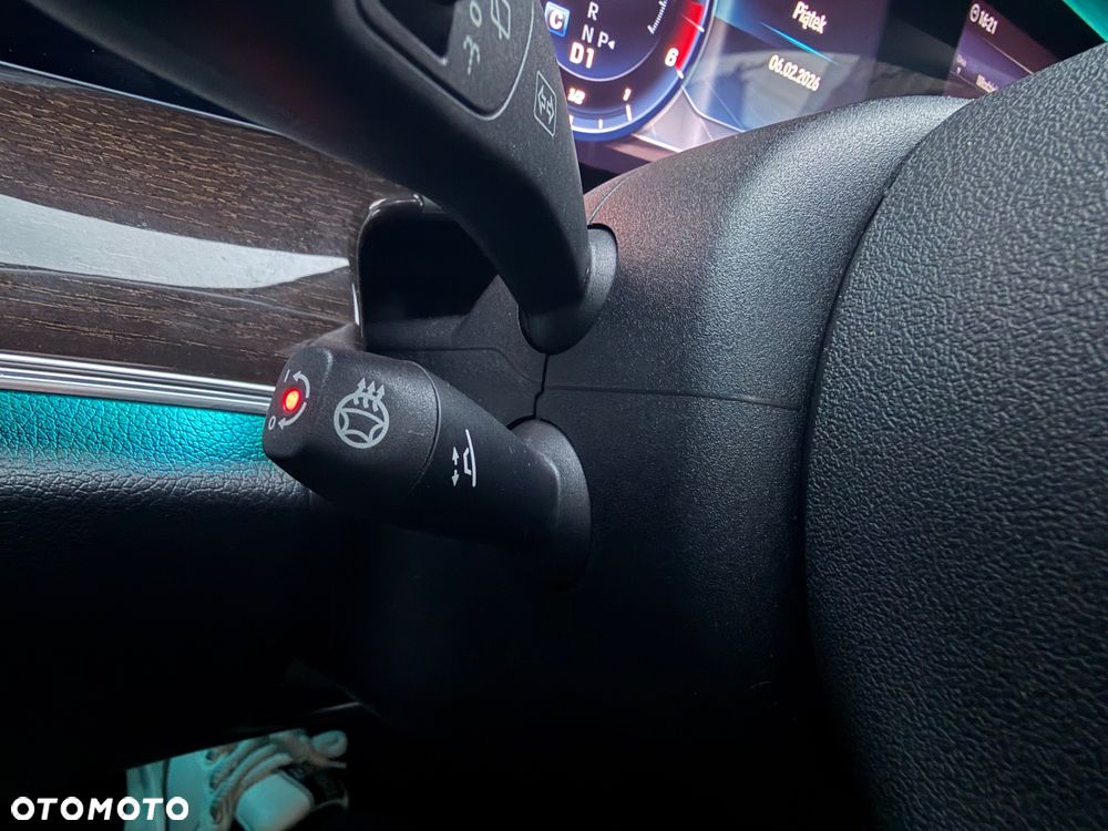 Mercedes-Benz Klasa E 220 d 9G-TRONIC Avantgarde - 30