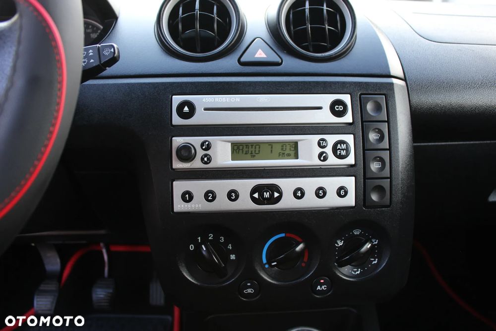 Ford Fiesta 1.3 Fun - 11