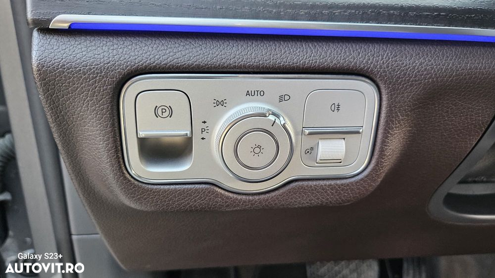 Mercedes-Benz GLE 300 d 4MATIC - 15