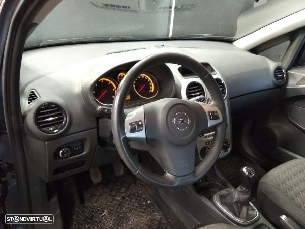 Para Peças Opel Corsa D (S07) - 10