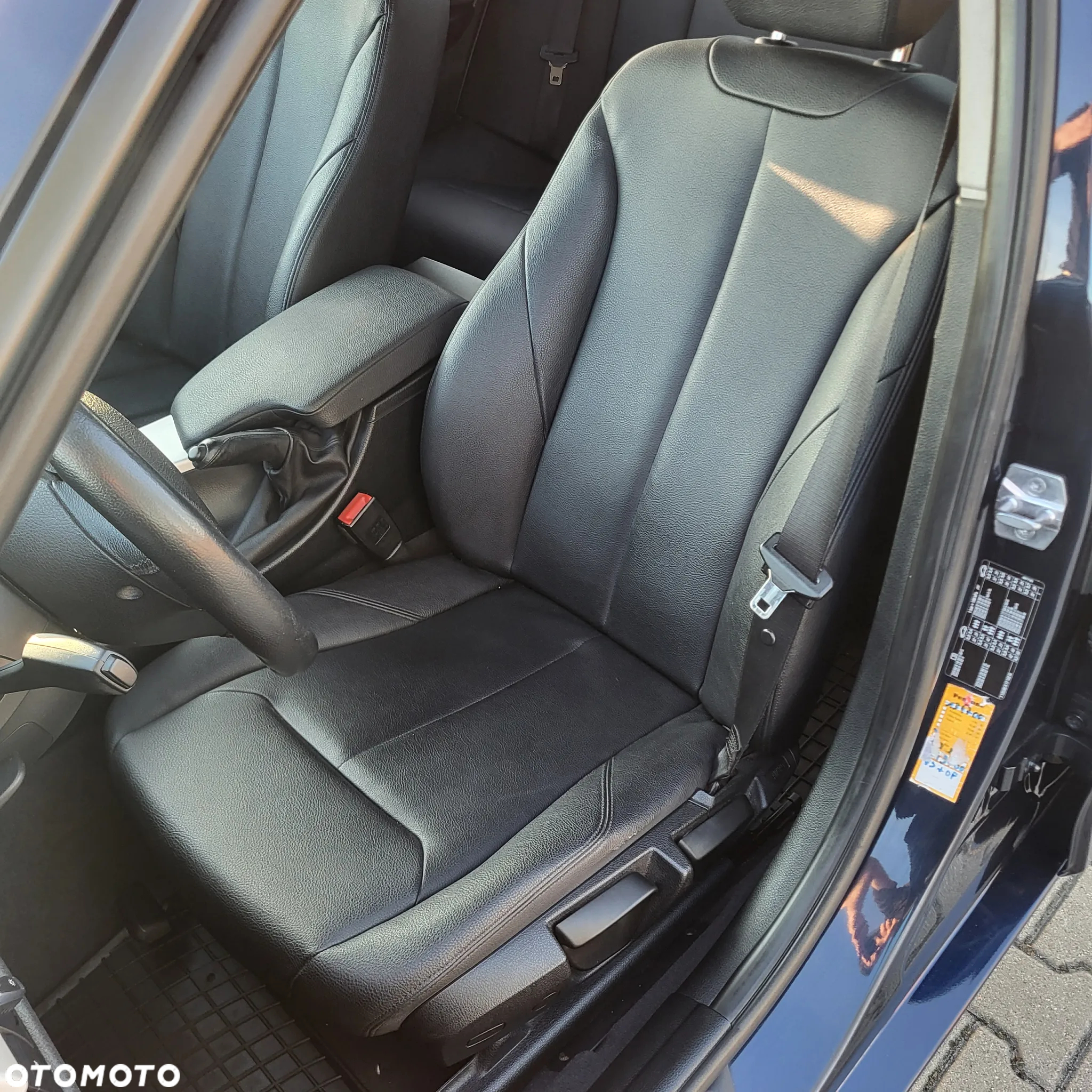 BMW Seria 3 - 13