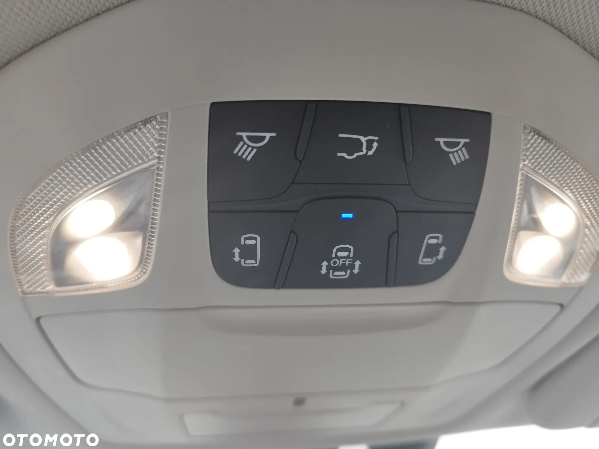 Chrysler Pacifica - 23