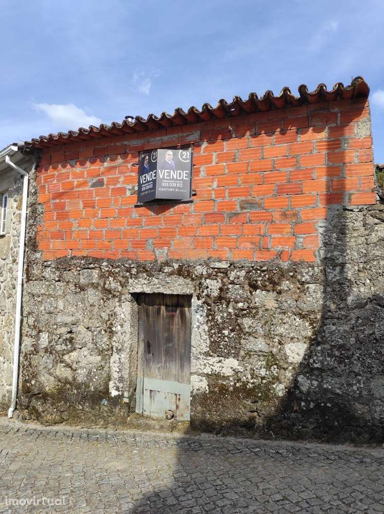 Da arrecadação ao espaço de uma moradia rústica - Grande imagem: 3/6