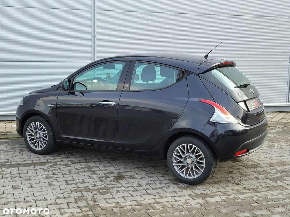 Lancia Ypsilon - 13