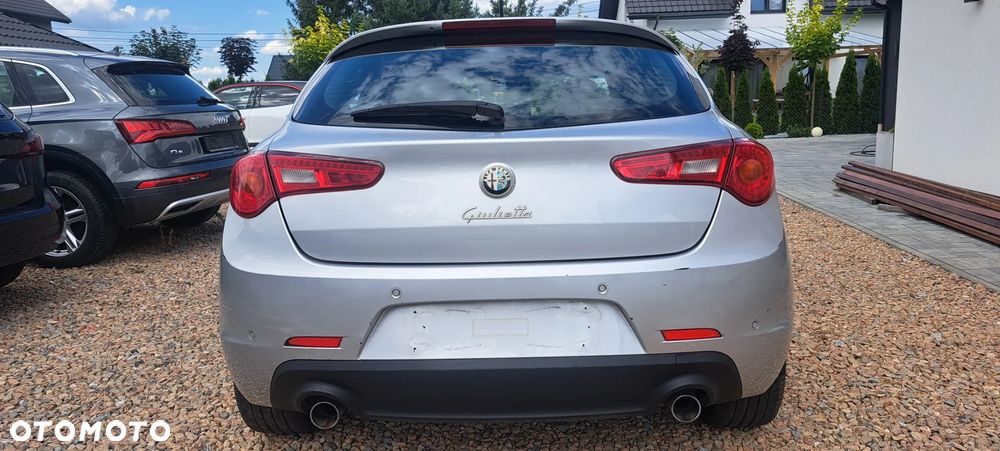 Alfa Romeo Giulietta 2.0 JTDM Veloce TCT - 4