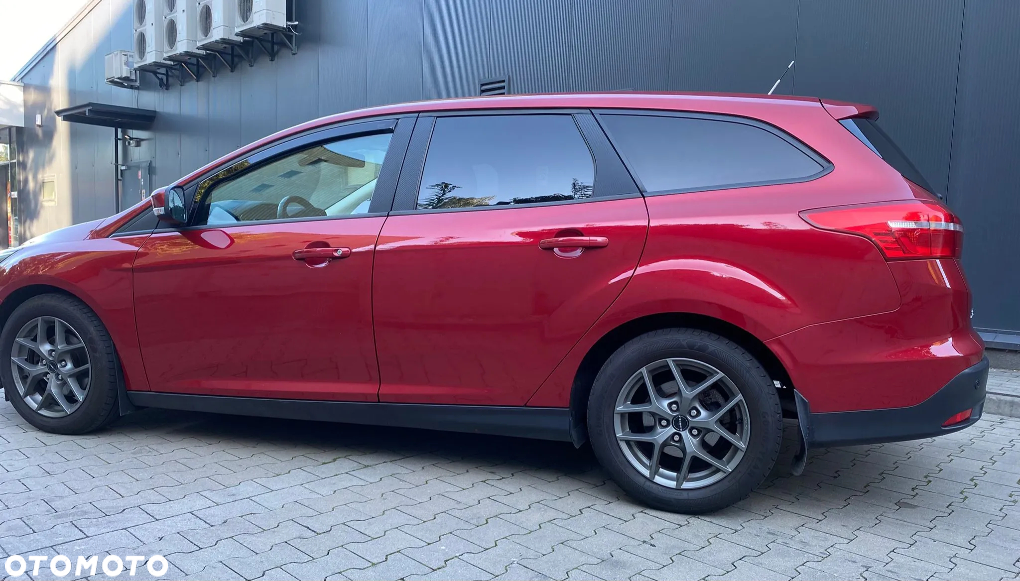 Ford Focus 1.5 TDCi Red Edition - 10