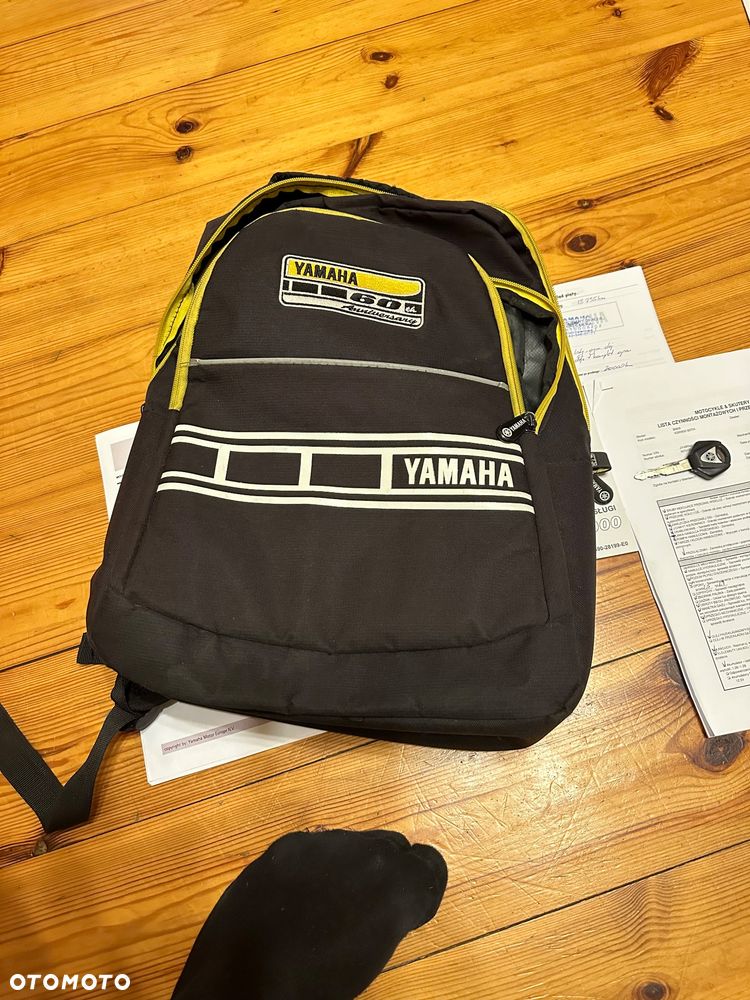 Yamaha XSR - 18