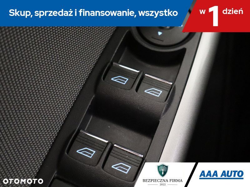 Ford Focus SW - 18