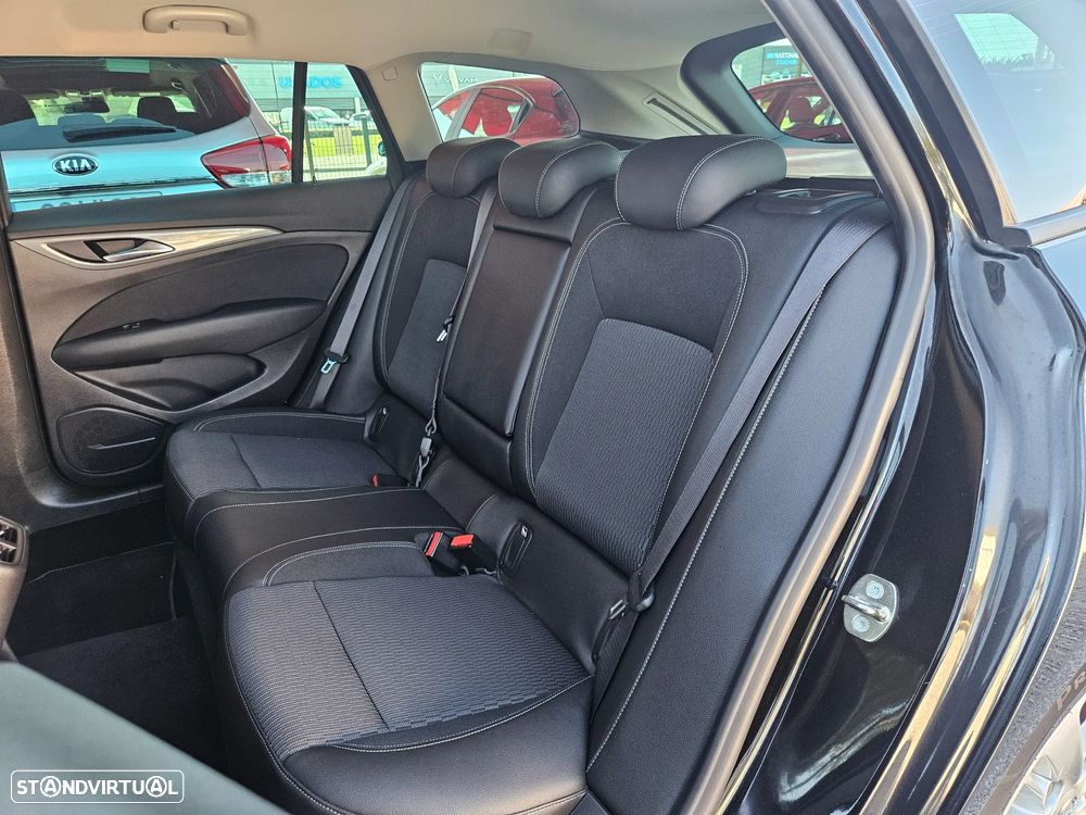Opel Insignia Sports Tourer 1.6 CDTi Executive S/S - 11