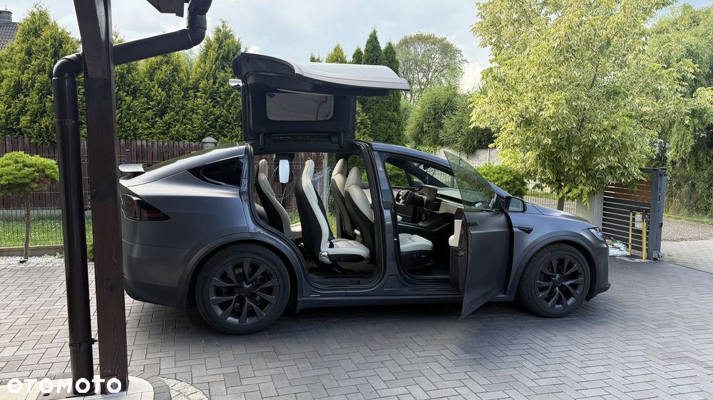 Tesla Model X Plaid - 7