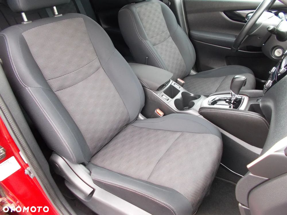 Nissan Qashqai 1.6 DCi Xtronic ACENTA - 14