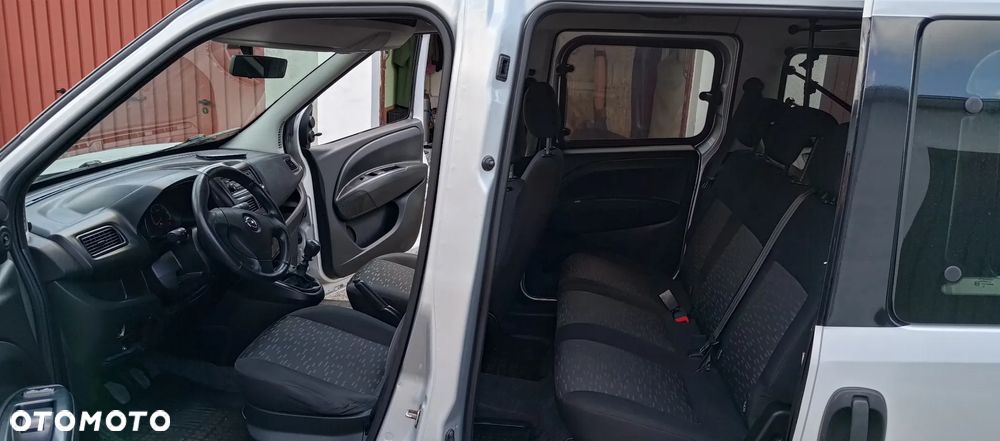 Opel Combo Tour Van 2.0 CDTI L2H1 - 11