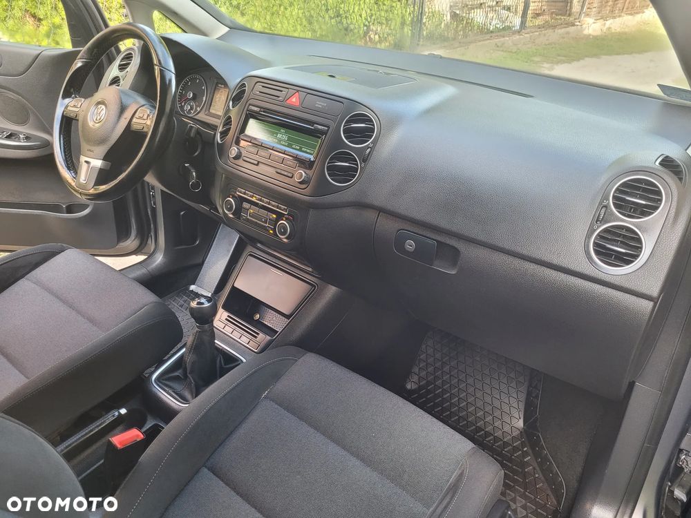 Volkswagen Golf Plus - 24