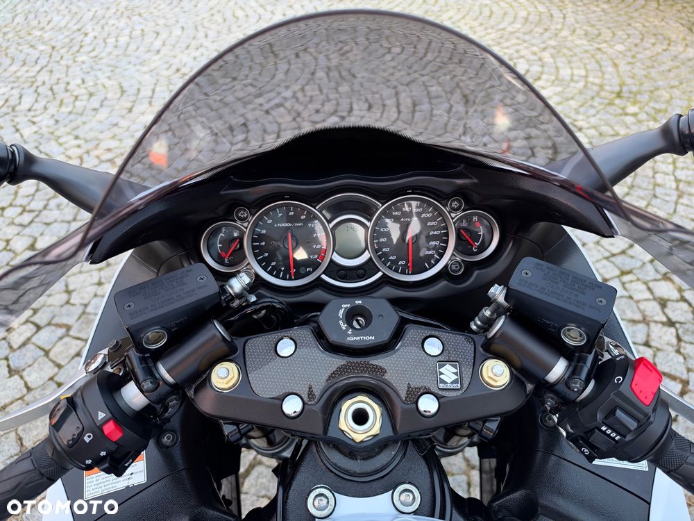 Suzuki Hayabusa - 36