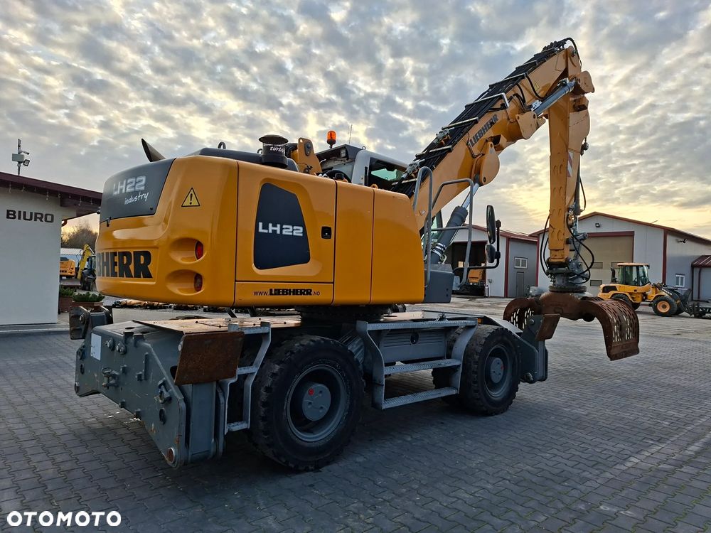 Liebherr LH22 Koparka Przeładunkowa - 9