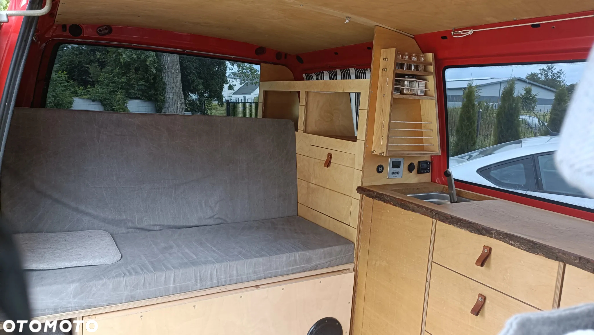 Volkswagen Transporter Camper - 19