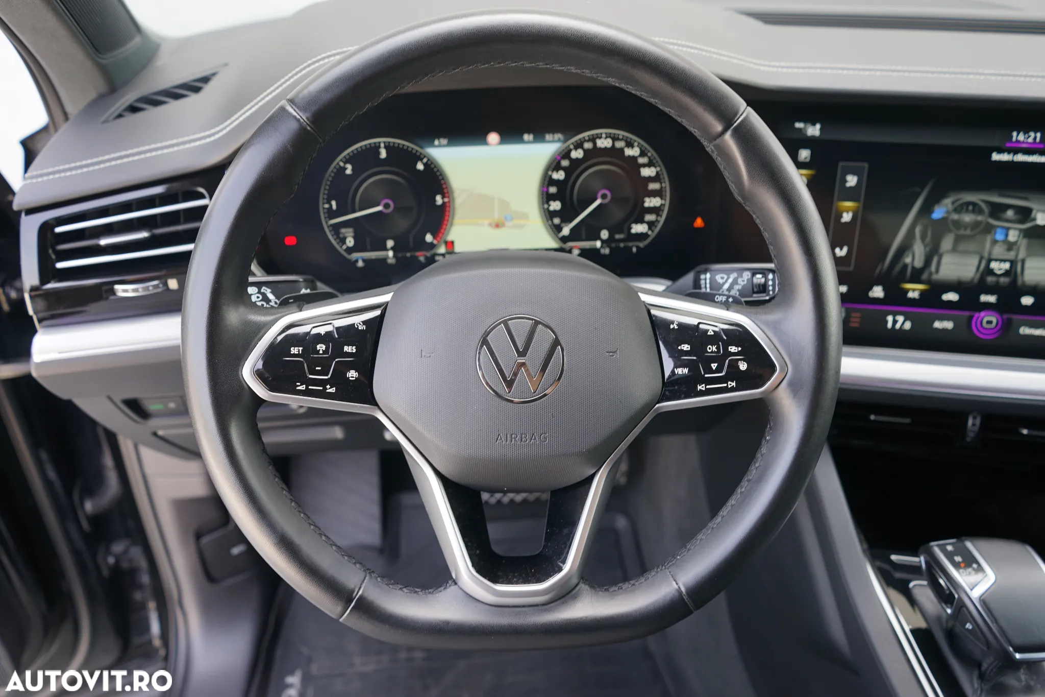 Volkswagen Touareg V6 TDI Elegance - 15