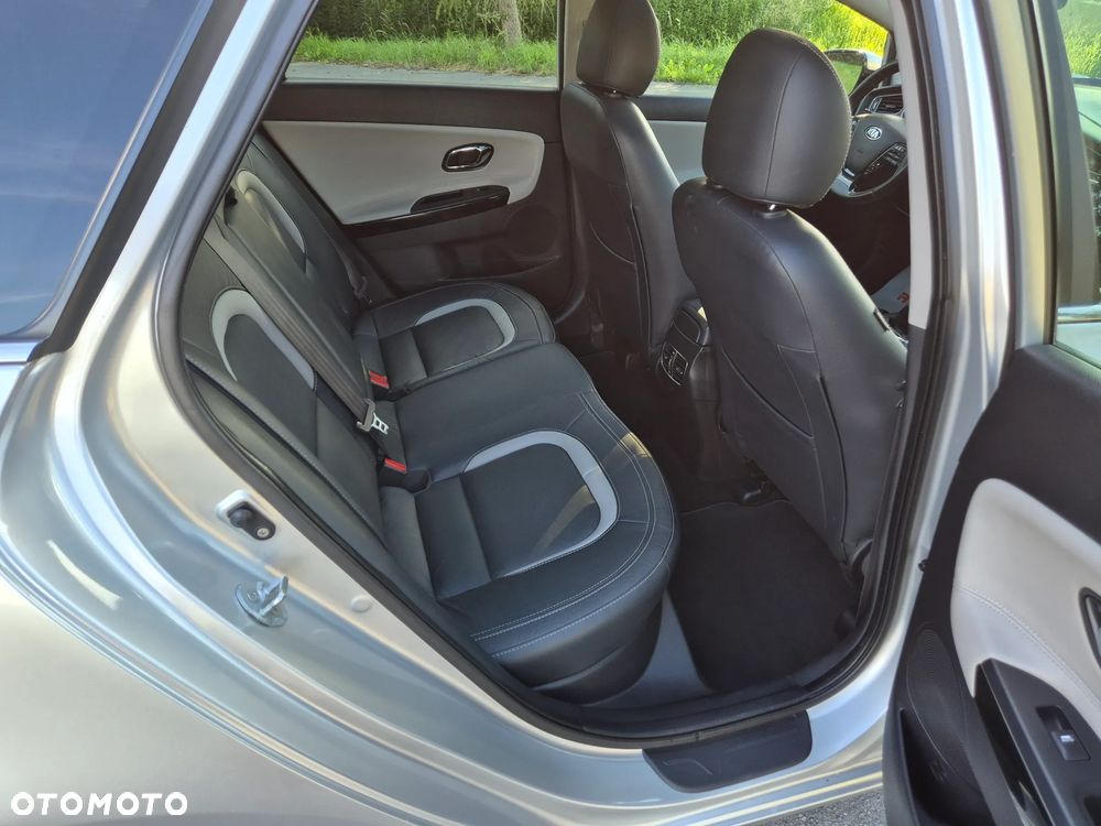 Kia Ceed - 32