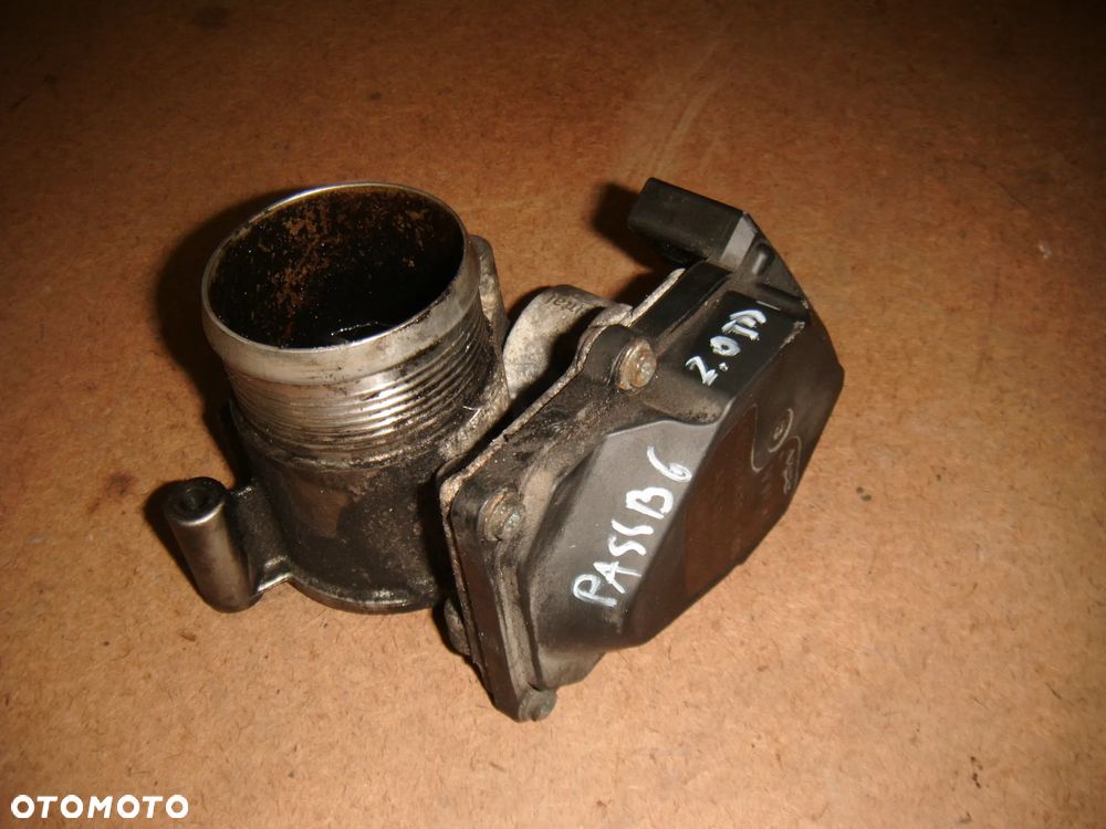 vw passat b6 2.0 tdi przepustnica 03l128063e - 1