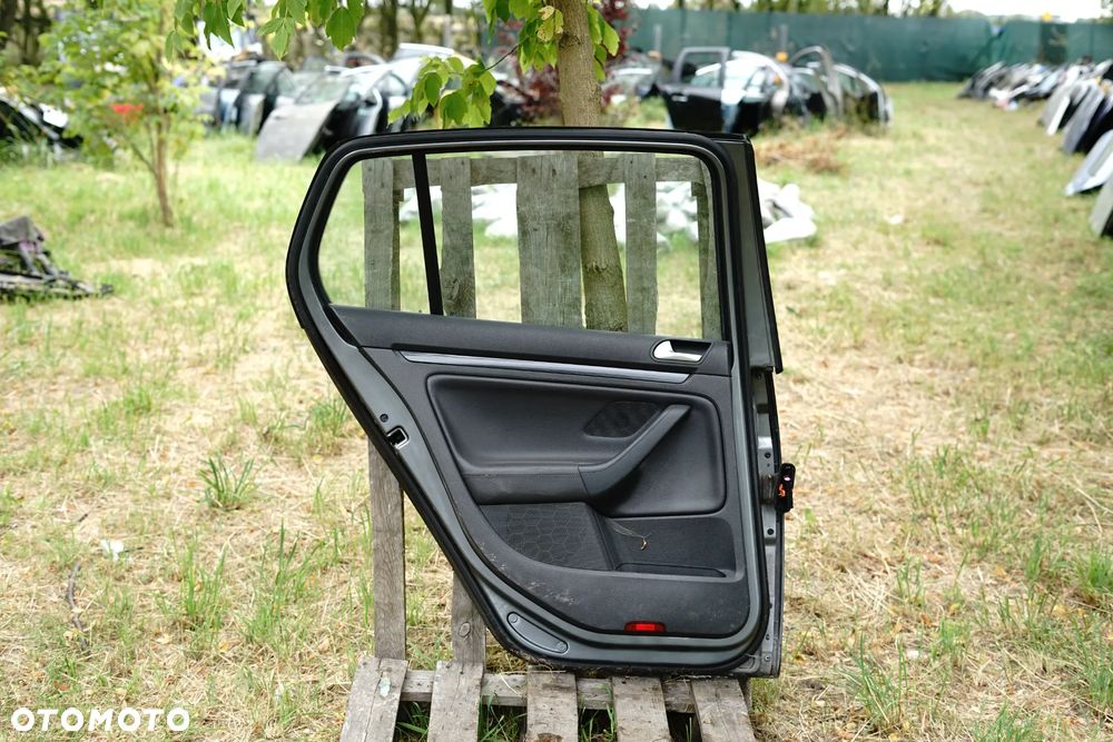 Drzwi tył tylne lewe VW Golf V 5d HB LA7T - 7