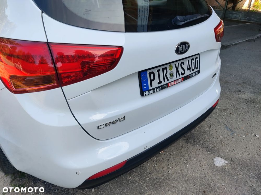 Kia Ceed 1.4 CRDi 90 Vision - 17