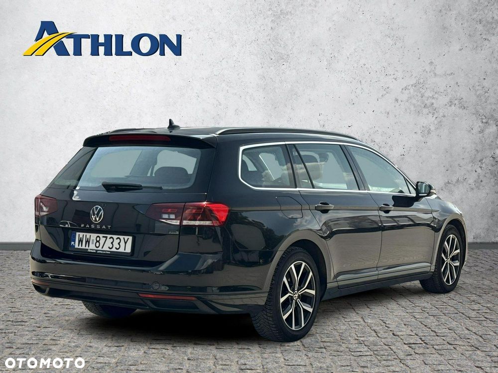 Volkswagen Passat - 5