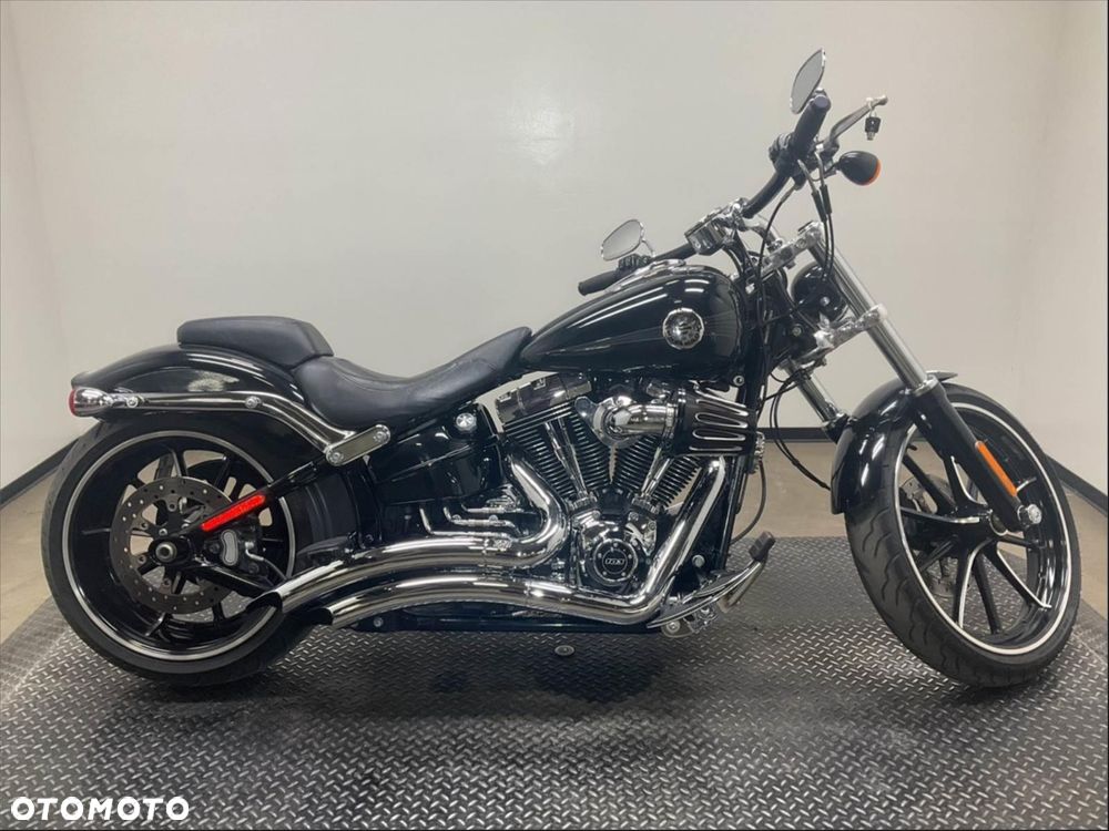 Harley-Davidson FXSB Breakout - 1