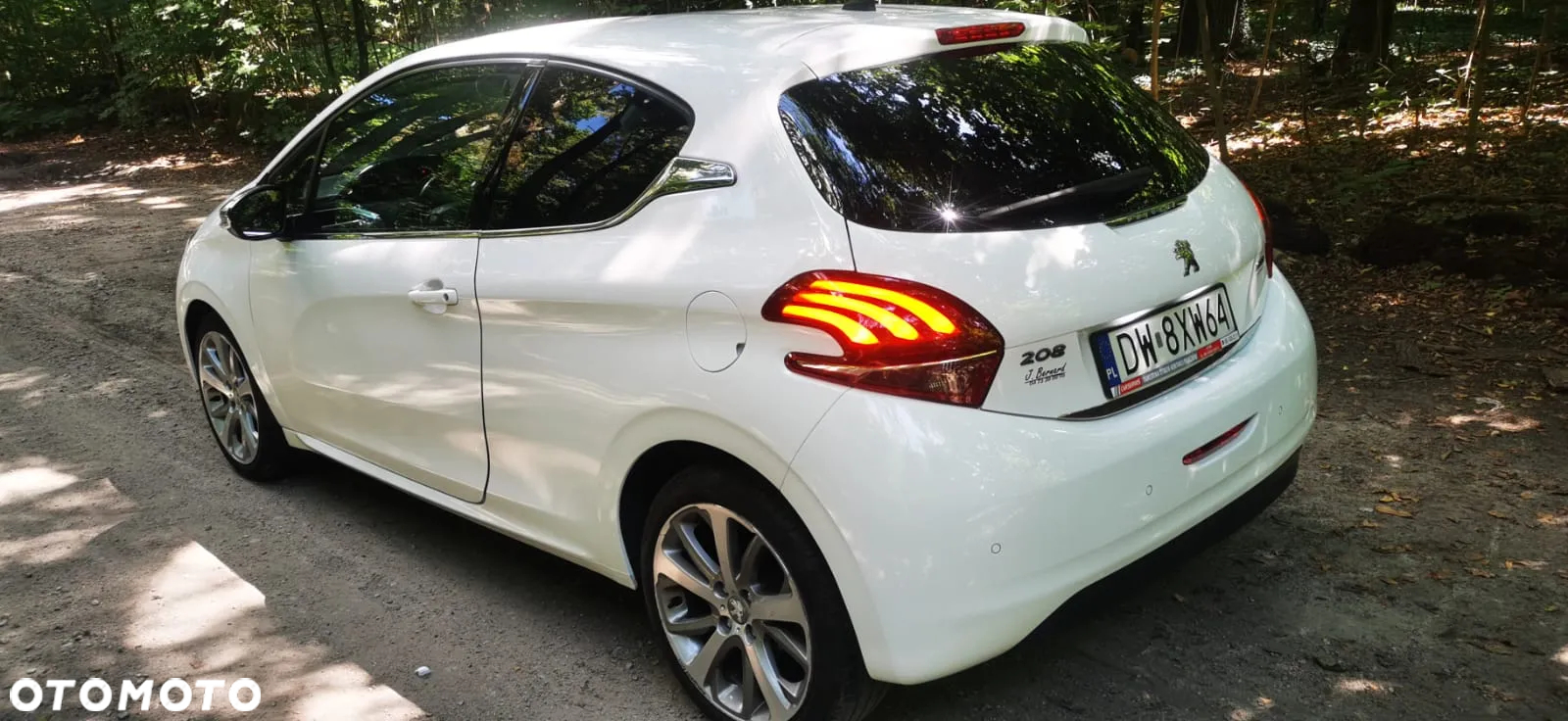 Peugeot 208 1.2 PureTech Allure S&S - 7