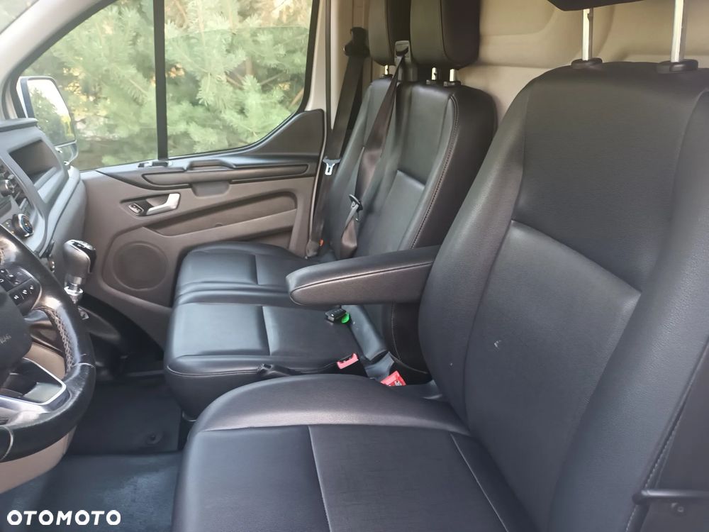Ford Transit Custom - 26