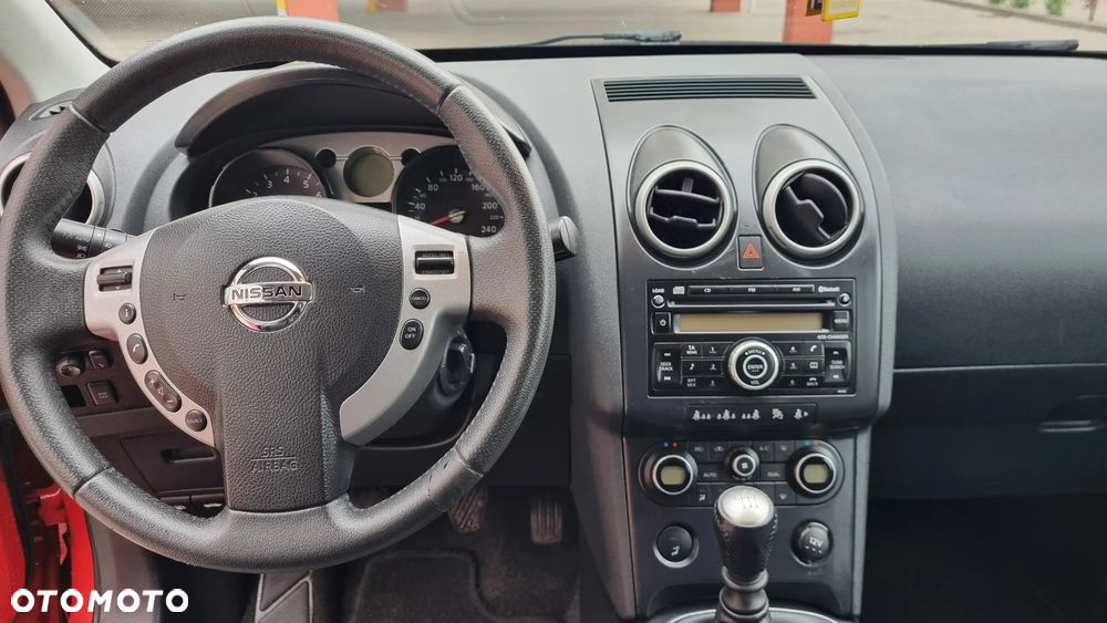 Nissan Qashqai - 16