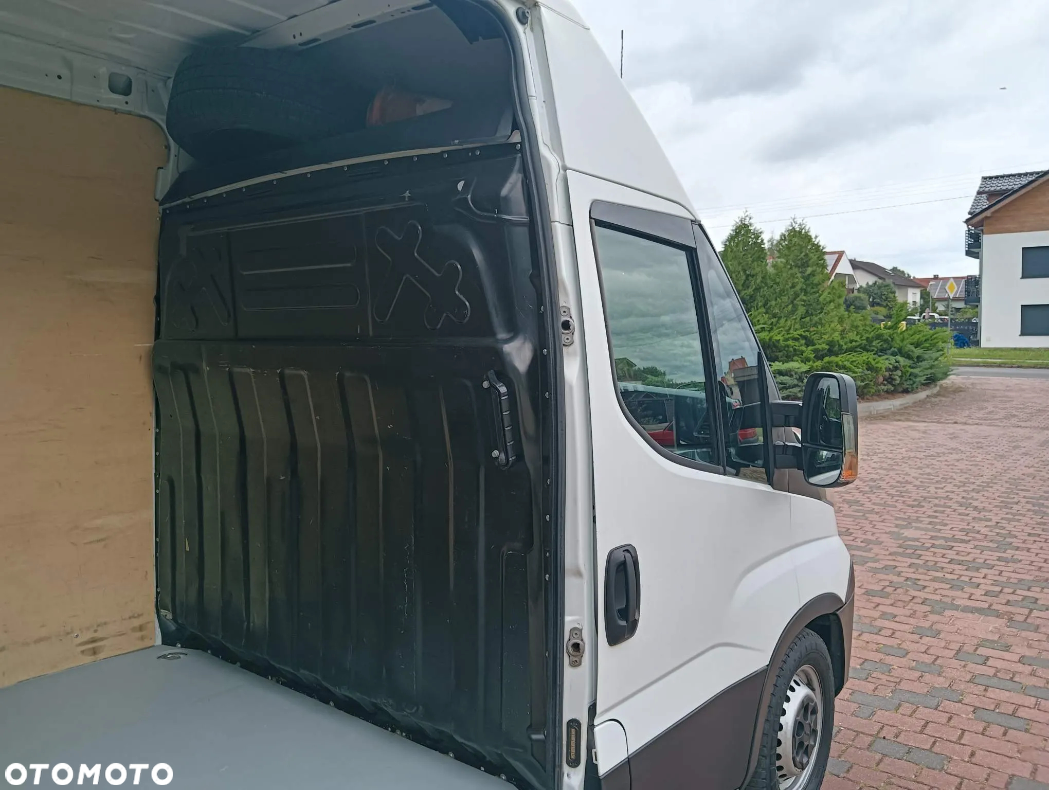 Iveco Daily - 10