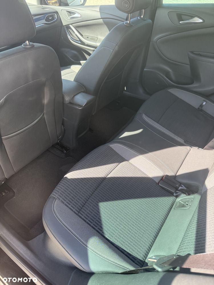 Opel Astra 1.5 CDTI - 10