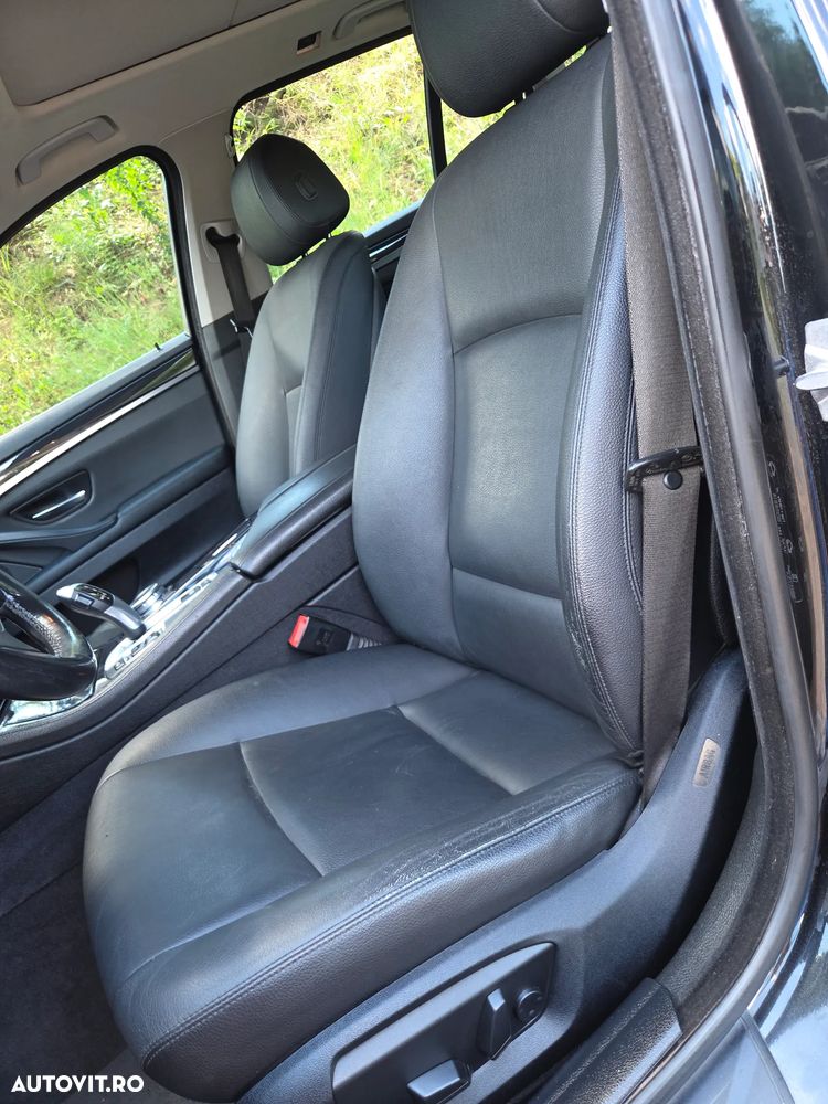 BMW Seria 5 520d Aut. - 37