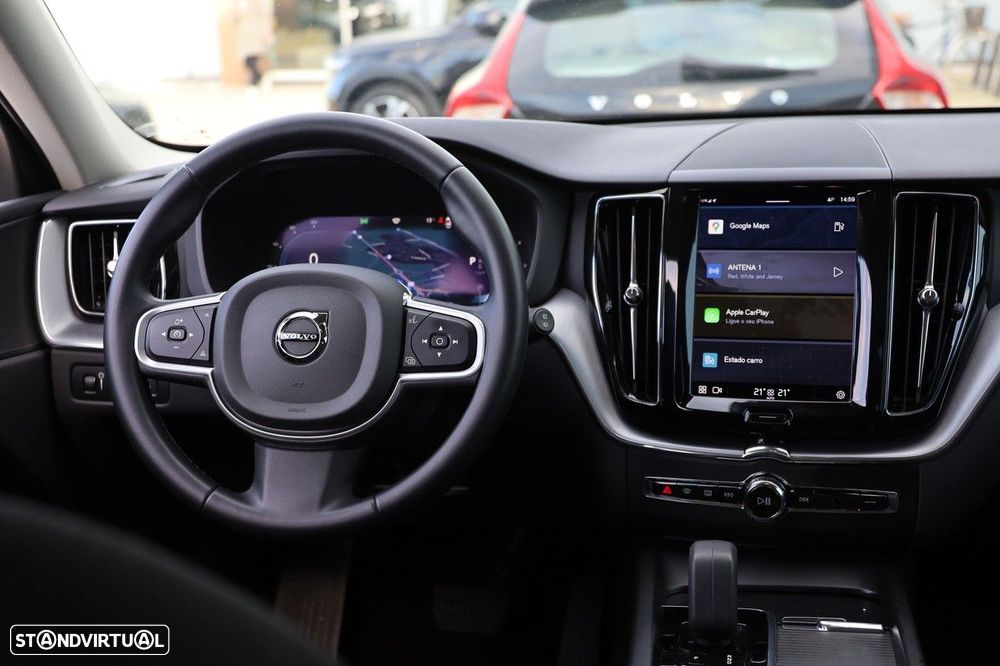 Volvo XC 60 2.0 B4 Momentum Plus - 16