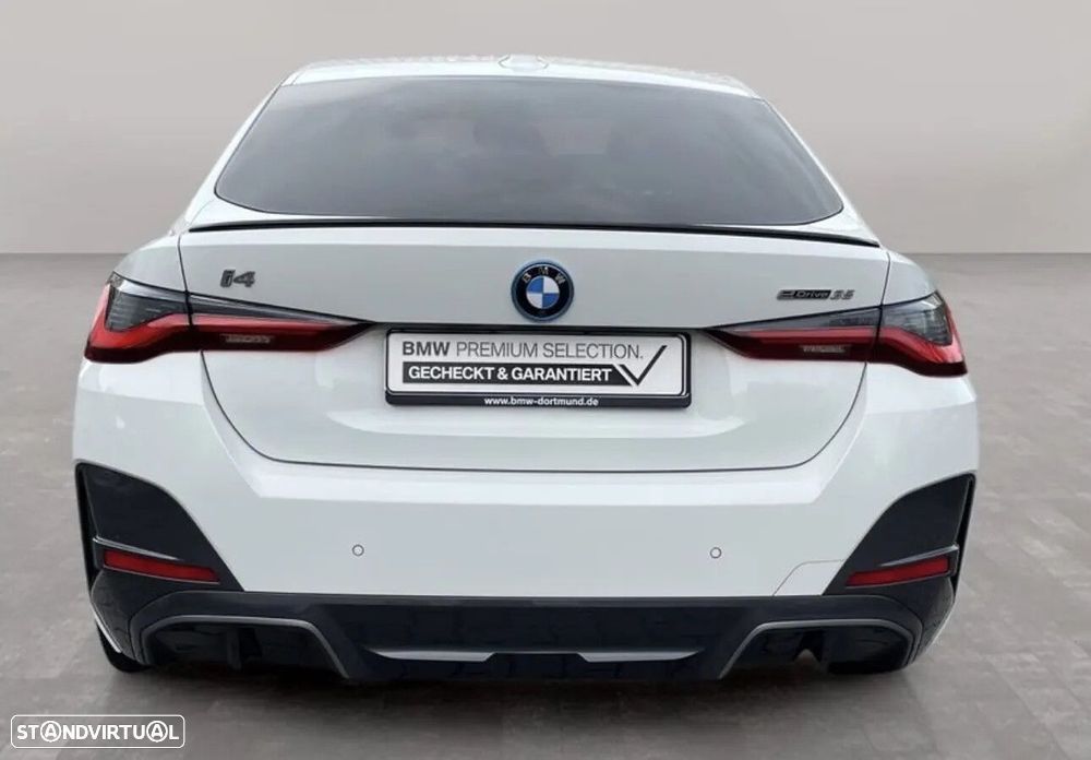 BMW i4 eDrive40 Pack Desportivo M - 3