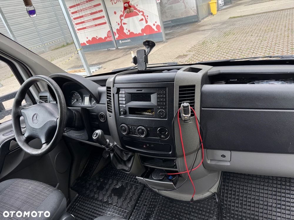 Mercedes-Benz SPRINTER - 10